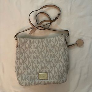 Cream leather Michael Kors shoulder bag
